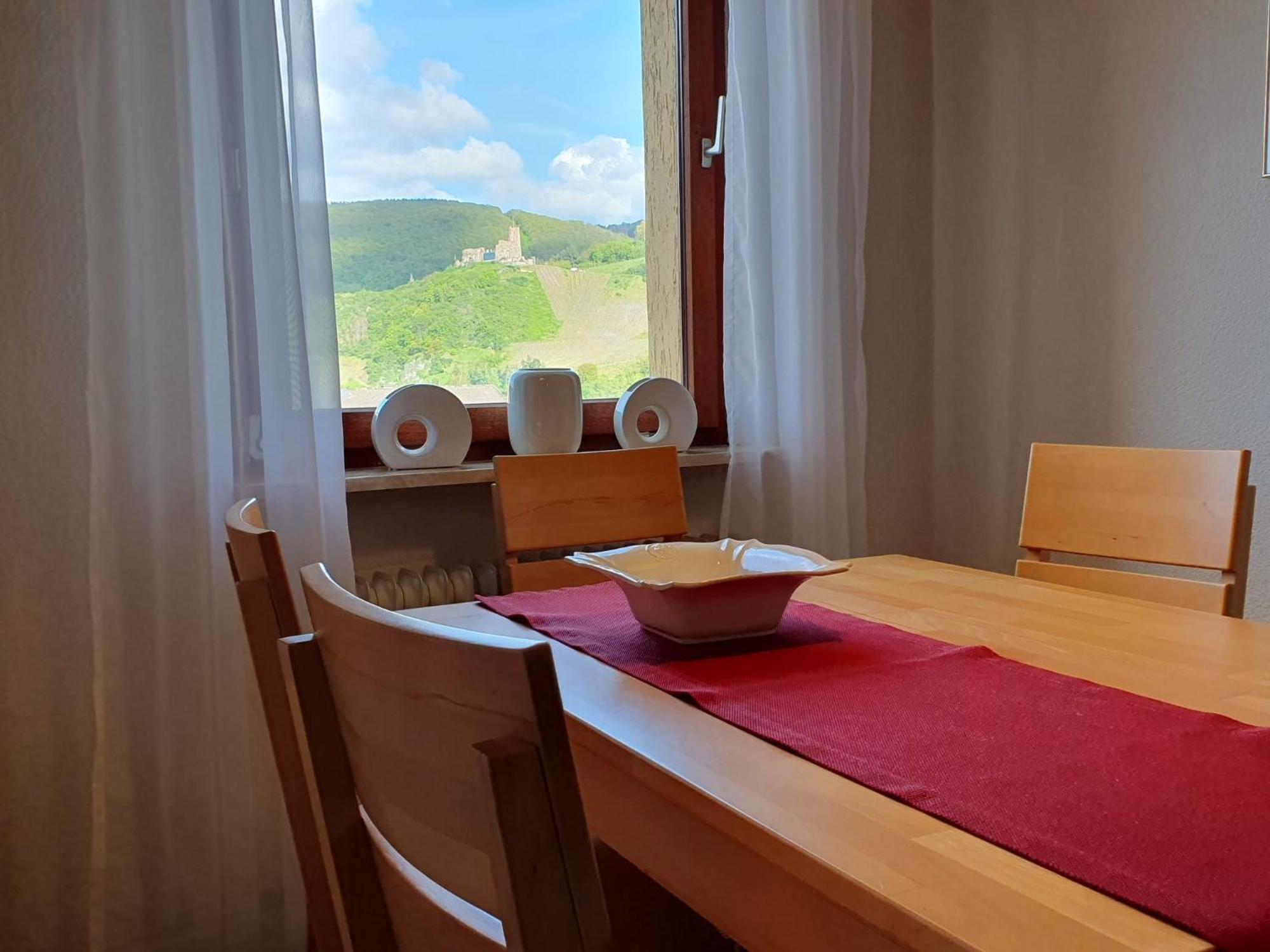 Ferienwohnung Bauer Бернкастел-Кюс Екстериор снимка